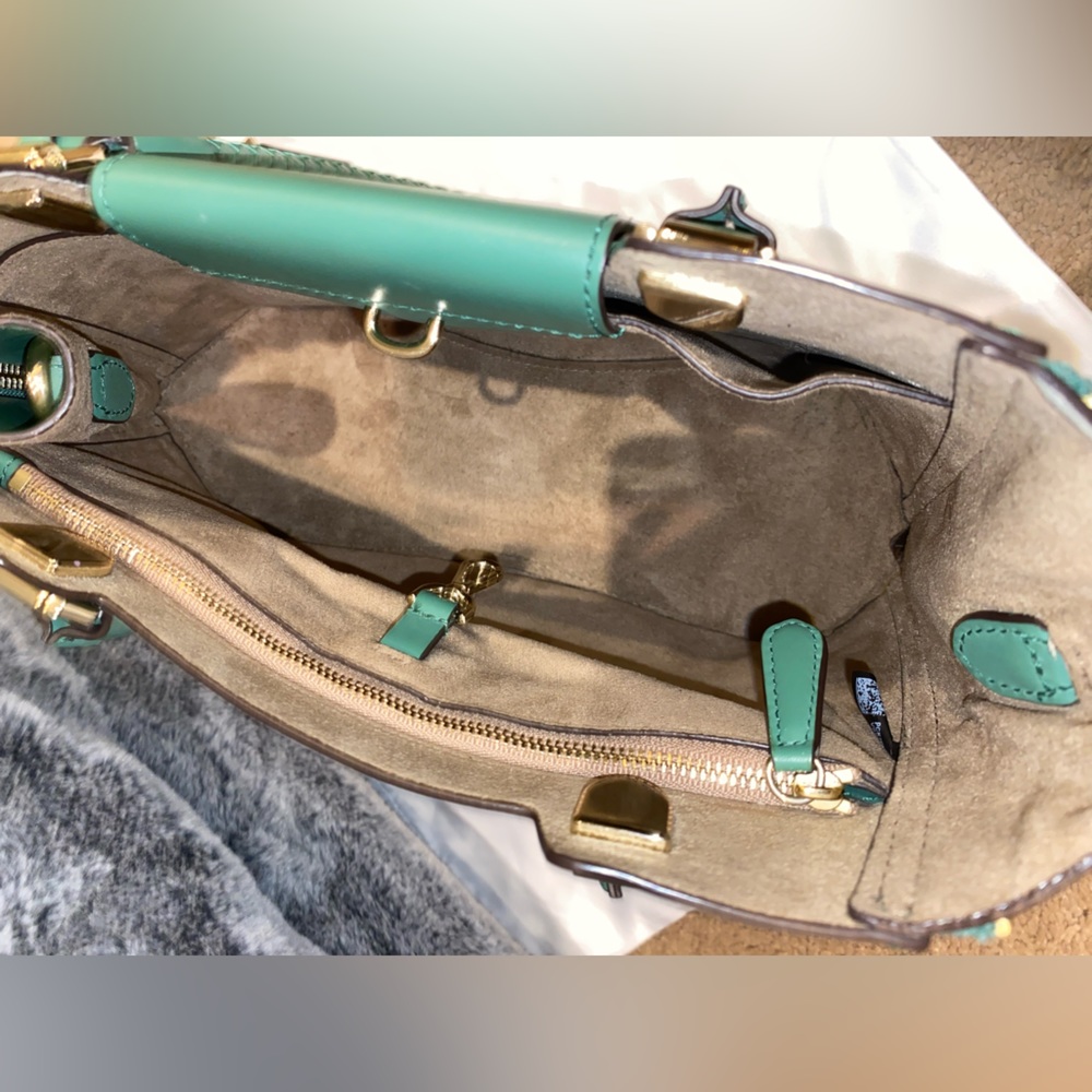 Michael Kors Leather Convertible Satchel Tote & Crossbody- Limited Addition!! - Picture 10 of 12
